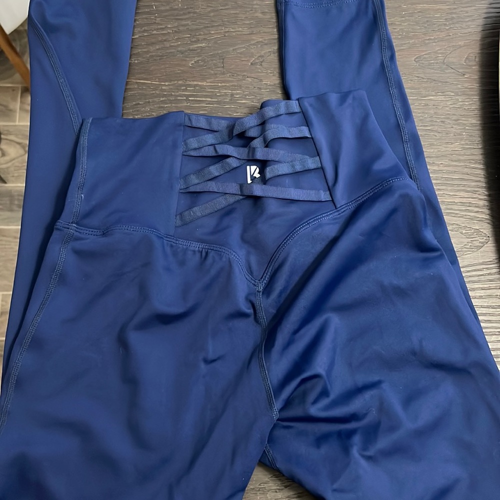 Buffbunny navy leggings